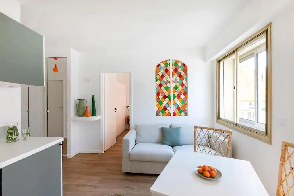 L2 2P Moliere Balcons/Ac/Wifi/5Mins Tram & 10Mins Mer Nice