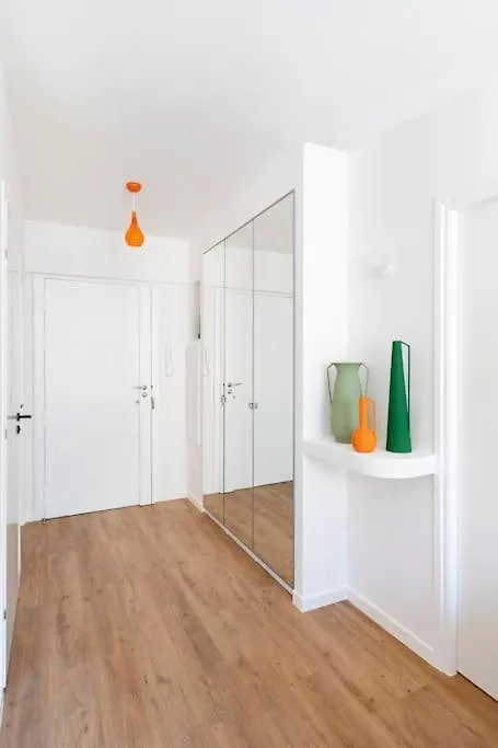 L2 2P Moliere Balcons/Ac/Wifi/5Mins Tram & 10Mins Mer Nice 0*,  France