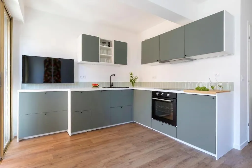 Apartment L2 2P Moliere Balcons/Ac/Wifi/5Mins Tram & 10Mins Mer Nice France
