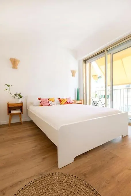 L2 2P Moliere Balcons/Ac/Wifi/5Mins Tram & 10Mins Mer Nice Apartment